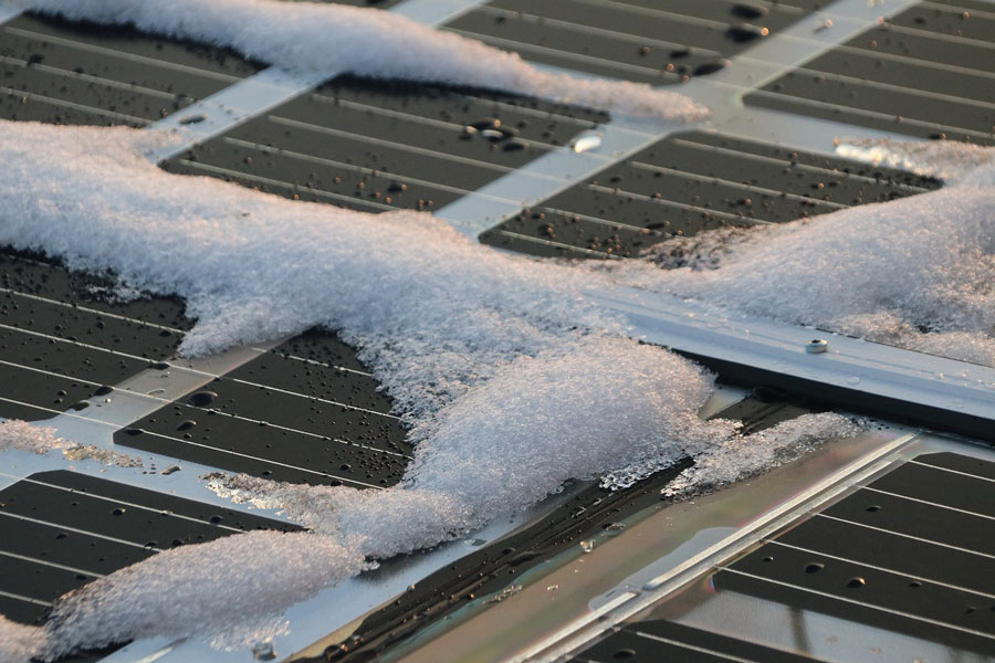 Do Solar Panels Work in Winter in Ontario? Yes, But There’s a Catch!